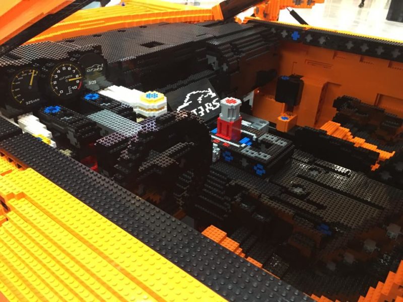 Porsche-911-GT3-RS-Lego-Car-6